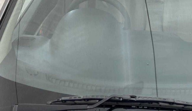 2017 Maruti Ciaz ZETA 1.4  AT PETROL, Petrol, Automatic, 62,898 km, Front windshield - Minor spot on windshield