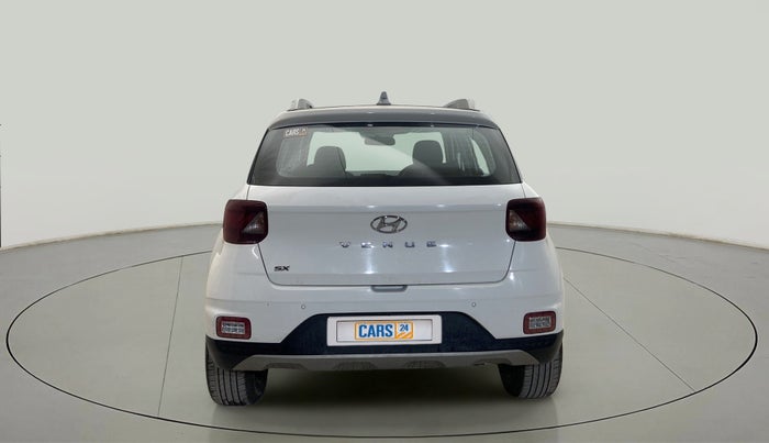 2020 Hyundai VENUE SX 1.5 CRDI, Diesel, Manual, 37,743 km, Back/Rear