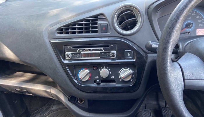 2017 Datsun Redi Go T (O), Petrol, Manual, 75,695 km, Air Conditioner