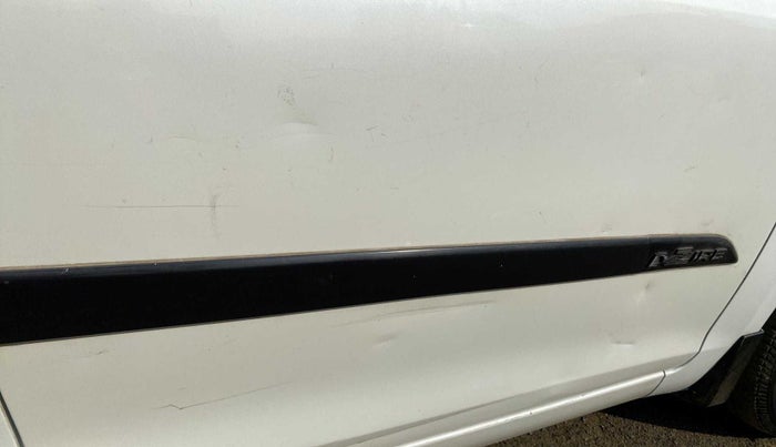 2014 Maruti Swift Dzire VXI, Petrol, Manual, 66,714 km, Driver-side door - Slightly dented