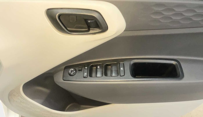 2023 Hyundai GRAND I10 NIOS MAGNA 1.2 KAPPA VTVT, Petrol, Manual, 7,760 km, Driver Side Door Panels Control