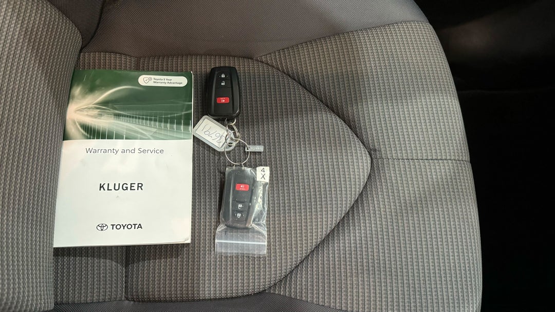 2021 Toyota Kluger Gx (4x4), Automatic, 48918 km, Key Close-up
