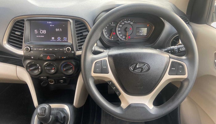 2018 Hyundai NEW SANTRO SPORTZ MT, Petrol, Manual, 11,176 km, Steering Wheel Close Up