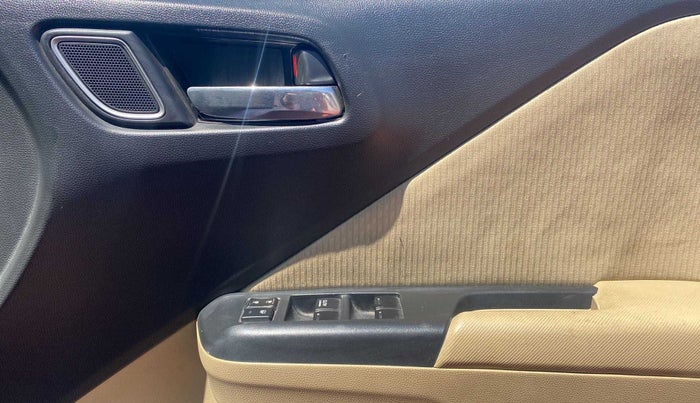 2017 Honda City 1.5L I-VTE V CVT, Petrol, Automatic, 47,736 km, Driver Side Door Panels Control