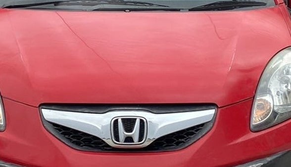 2012 Honda Brio V MT, Petrol, Manual, 56,896 km, Bonnet (hood) - Slightly dented