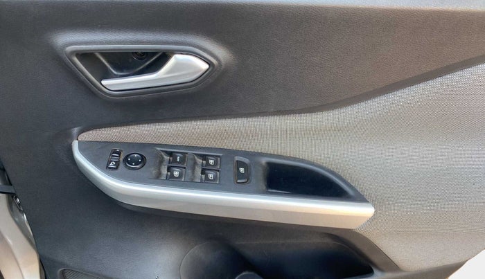 2021 Nissan MAGNITE XL, Petrol, Manual, 21,307 km, Driver Side Door Panels Control