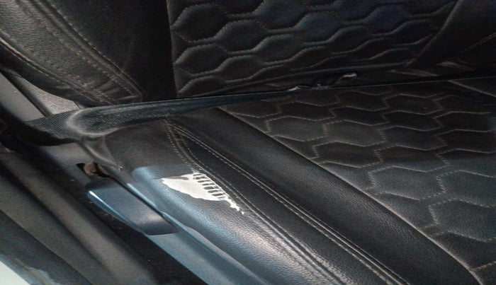 2019 Ford Ecosport TITANIUM 1.5L DIESEL, Diesel, Manual, 34,759 km, Driver seat - Cover slightly torn
