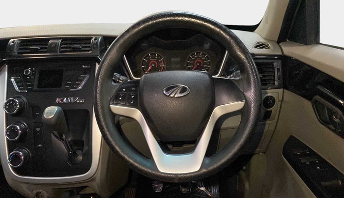 2017 Mahindra Kuv100 K6 PLUS D 6 STR, Diesel, Manual, 71,323 km, Steering Wheel Close Up