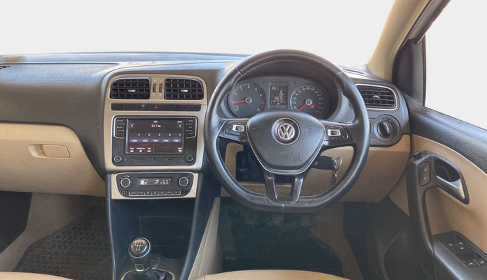 2017 Volkswagen Ameo HIGHLINE1.2L PLUS 16 ALLOY, Petrol, Manual, 45,501 km, Steering Wheel Close Up