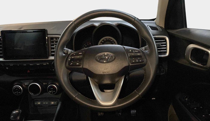 2022 Hyundai VENUE S+ 1.2, Petrol, Manual, 38,746 km, Steering Wheel Close Up