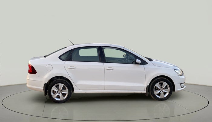 2017 Skoda Rapid AMBITION 1.5 TDI AT, Diesel, Automatic, 86,363 km, Right Side View