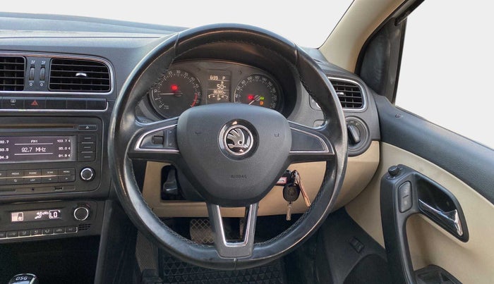 2017 Skoda Rapid AMBITION 1.5 TDI AT, Diesel, Automatic, 86,363 km, Steering Wheel Close Up