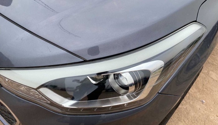 2016 Hyundai Elite i20 ASTA 1.2 (O), Petrol, Manual, 81,106 km, Left headlight - Minor scratches