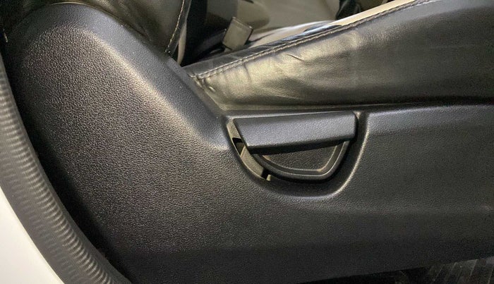 2019 Hyundai NEW SANTRO MAGNA, Petrol, Manual, 20,674 km, Driver Side Adjustment Panel
