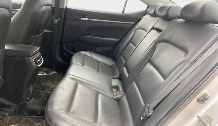 2018 Hyundai New Elantra 2.0 SX(O) AT PETROL, Petrol, Automatic, 54,807 km, Right Side Rear Door Cabin