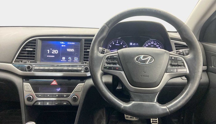 2018 Hyundai New Elantra 2.0 SX(O) AT PETROL, Petrol, Automatic, 54,807 km, Steering Wheel Close Up