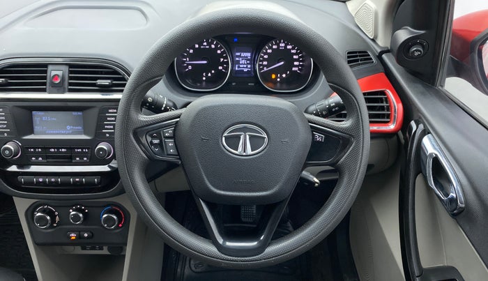 2017 Tata Tiago XZ 1.2 REVOTRON, Petrol, Manual, 62,161 km, Steering Wheel Close Up