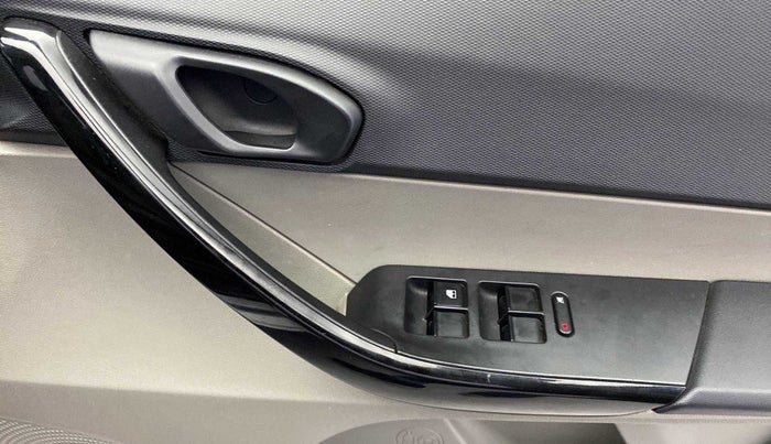 2019 Tata Tiago XZA PETROL, Petrol, Automatic, 44,094 km, Driver Side Door Panels Control