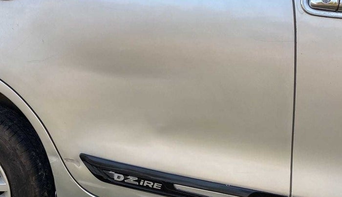 2018 Maruti Dzire VXI, Petrol, Manual, 54,685 km, Right rear door - Slightly dented