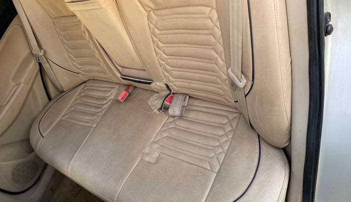 2018 Maruti Dzire VXI, Petrol, Manual, 54,685 km, Second-row left seat - Cover slightly torn
