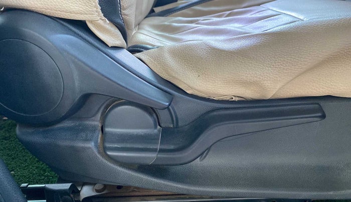 2019 Honda Amaze 1.2L I-VTEC S, Petrol, Manual, 75,149 km, Driver Side Adjustment Panel
