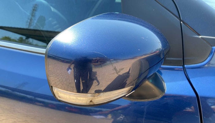 2021 Maruti Baleno ZETA PETROL 1.2, Petrol, Manual, 43,529 km, Right rear-view mirror - Indicator light has minor damage