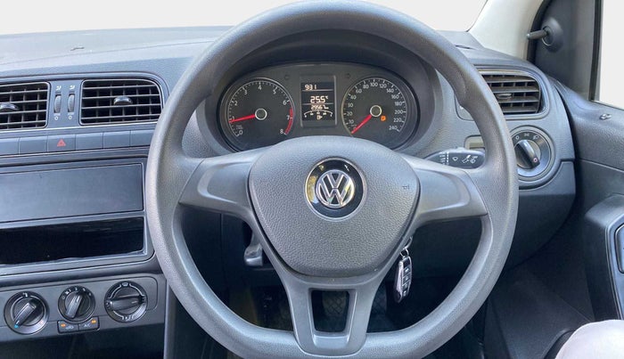 2021 Volkswagen Polo TRENDLINE 1.0L, Petrol, Manual, 29,565 km, Steering Wheel Close Up