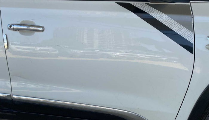 2019 Maruti Vitara Brezza ZDI AMT, Diesel, Automatic, 81,176 km, Driver-side door - Minor scratches
