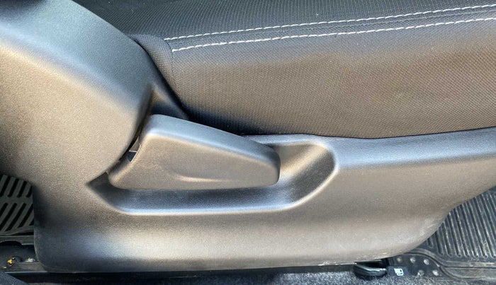 2019 Datsun Redi Go S 1.0, Petrol, Manual, 10,162 km, Driver Side Adjustment Panel