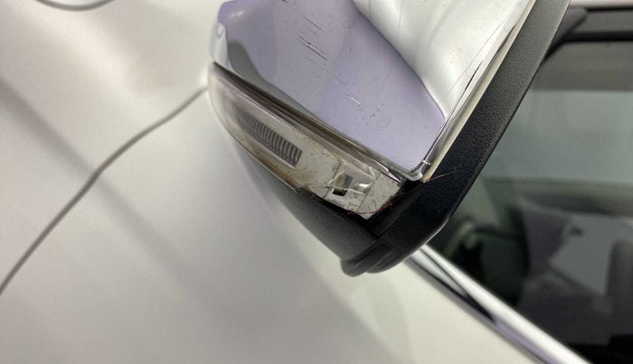 2019 Hyundai GRAND I10 NIOS SPORTZ AMT 1.2 KAPPA VTVT, Petrol, Automatic, 53,790 km, Left rear-view mirror - Indicator light has minor damage