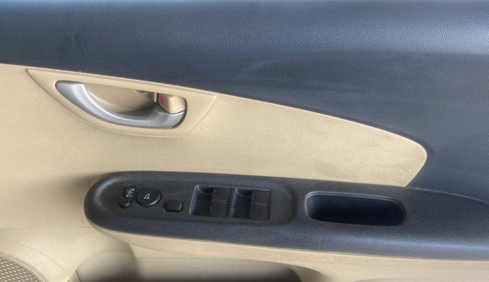 2015 Honda Brio VX AT, Petrol, Automatic, 53,879 km, Driver Side Door Panels Control