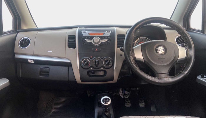 2016 Maruti Wagon R 1.0 VXI OPT, Petrol, Manual, 31,260 km, Dashboard