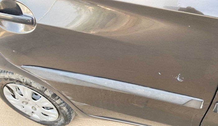 2015 Honda Amaze 1.2L I-VTEC S, Petrol, Manual, 95,981 km, Right rear door - Minor scratches