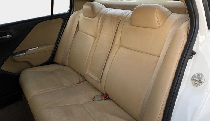 2015 Honda City 1.5L I-VTEC V MT, Petrol, Manual, 61,795 km, Right Side Rear Door Cabin