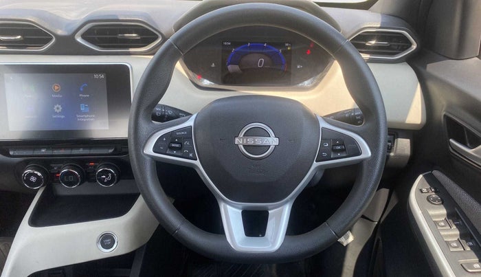 2022 Nissan MAGNITE XV TURBO, Petrol, Manual, 15,043 km, Steering Wheel Close Up
