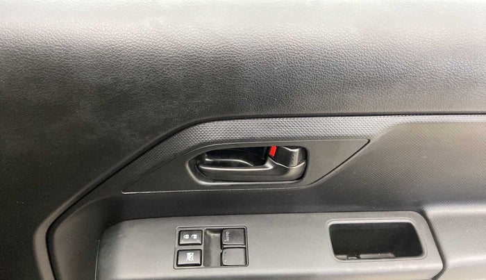 2023 Maruti New Wagon-R LXI 1.0, Petrol, Manual, 2,319 km, Driver Side Door Panels Control
