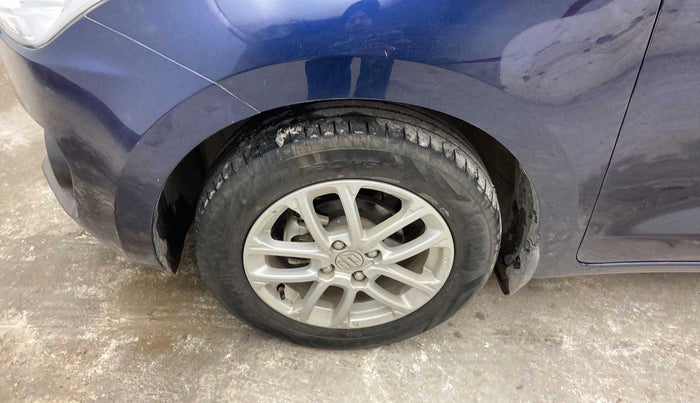 2019 Maruti Swift ZDI AMT, Diesel, Automatic, 43,836 km, Left front tyre - Minor crack