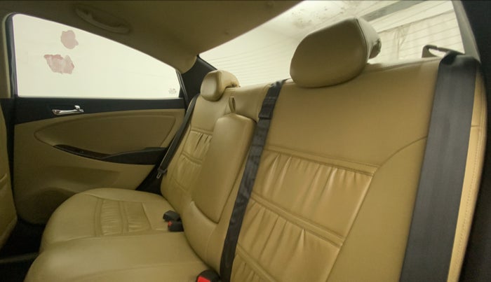 2013 Hyundai Verna FLUIDIC 1.6 VTVT SX OPT, Petrol, Manual, 86,498 km, Right Side Rear Door Cabin