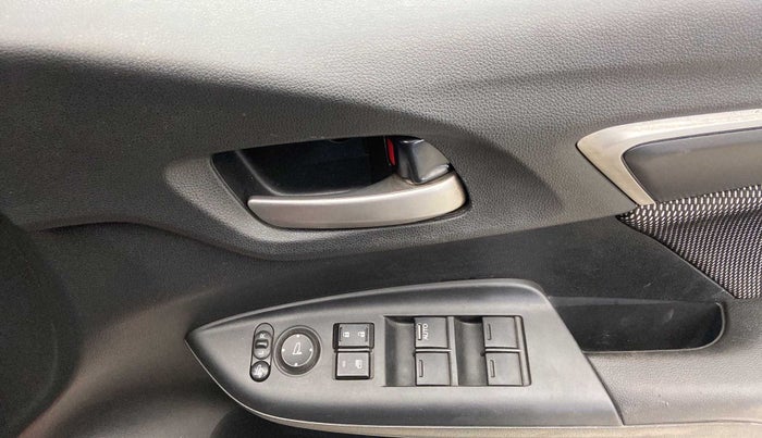 2017 Honda WR-V 1.2L I-VTEC VX MT, Petrol, Manual, 26,586 km, Driver Side Door Panels Control