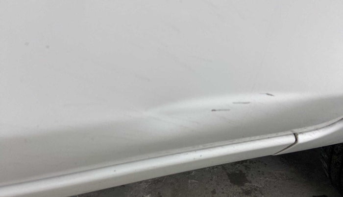 2018 Maruti Alto 800 LXI, Petrol, Manual, 30,219 km, Driver-side door - Slightly dented