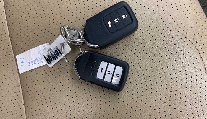 2019 Honda City 1.5L I-VTEC ZX, Petrol, Manual, 33,671 km, Key Close Up