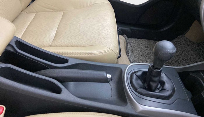 2019 Honda City 1.5L I-VTEC ZX, Petrol, Manual, 33,671 km, Gear Lever