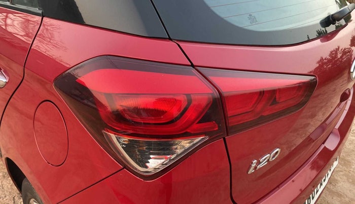 2016 Hyundai Elite i20 ASTA 1.2 (O), Petrol, Manual, 51,650 km, Left tail light - Minor scratches