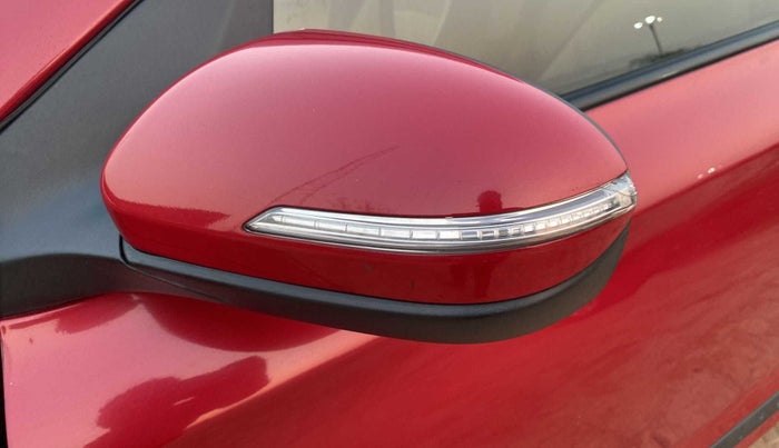 2016 Hyundai Elite i20 ASTA 1.2 (O), Petrol, Manual, 51,650 km, Left rear-view mirror - Indicator light has minor damage