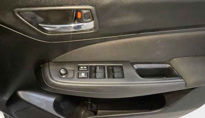 2023 Maruti Swift VXI, Petrol, Manual, 8,712 km, Driver Side Door Panels Control