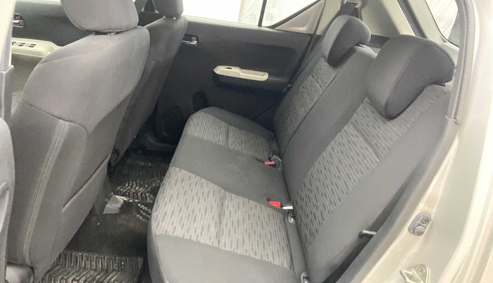 2018 Maruti IGNIS DELTA 1.2 AMT, Petrol, Automatic, 39,573 km, Second-row left seat - Cover slightly stained