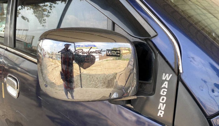 2018 Maruti Wagon R 1.0 VXI+, Petrol, Manual, 41,038 km, Right rear-view mirror - Cover has minor damage