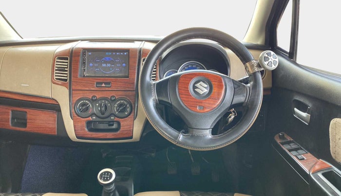 2018 Maruti Wagon R 1.0 VXI+, Petrol, Manual, 41,038 km, Steering Wheel Close Up