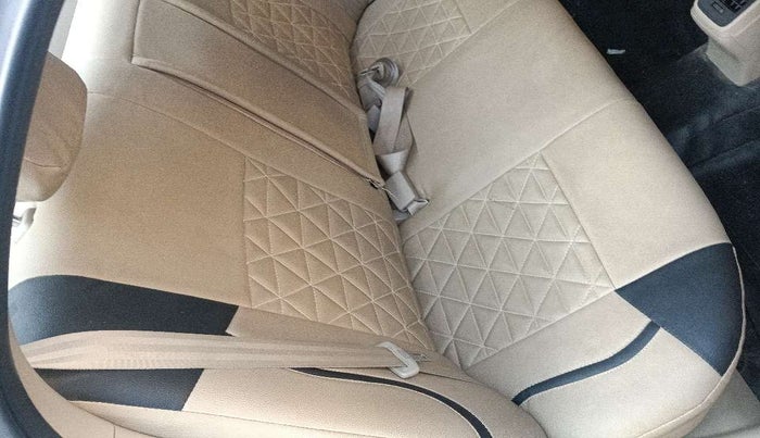 2022 Maruti Dzire ZXI, Petrol, Manual, 17,584 km, Second-row right seat - Cover slightly stained