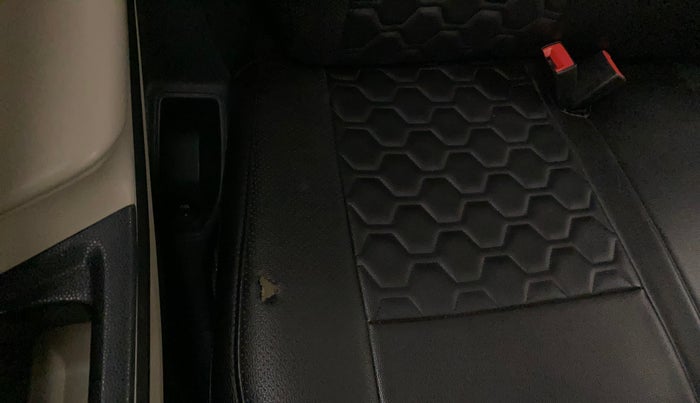 2019 Ford Ecosport TITANIUM 1.5L PETROL, Petrol, Manual, 33,140 km, Second-row right seat - Cover slightly torn